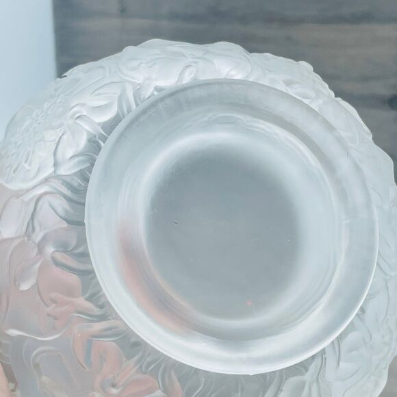 Frosted Satin Round Glass Rose Bowl FENTON Sticker Water Lily - Picture 7 of 10